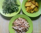 Foto langkah ke 1 dari resep Tahu kuning Ayam Suwir kemangi.