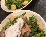 Une image de l'étape 6 de Frisée aux lardons.