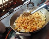 A picture of step 4 of Masala Macroni.