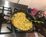 A picture of step 3 of Vegetable fried rice and shredded beef sauce.