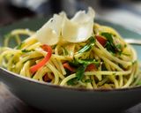 Aglio e Olio Spagetti recept fázis 2 fotója