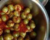 लसुडे और कैरी का खट्टा आचार(lasode aur kairi ka khatta achar recipe in hindi) रेसिपी चरण 3 फोटो