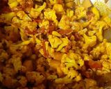 फ्लॉवर बटाटा फ्राय भाजी (Flower Batata Fry Bhaji Recipe In Marathi) रेसिपी स्टेप 4 फोटो 