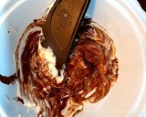 Foto del paso 1 de la receta: Cuadrados húmedos de chocolate