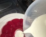 Foto langkah ke 5 dari resep 23. agar-agar vla merah putih.