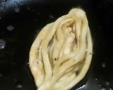 A picture of step 9 of Lachcha Nimkee.