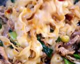 รูปขั้นตอนการทำที่ 5 ของ บะหมี่จีนเส้นหยักผัดหม่าล่า หมูสไลซ์
