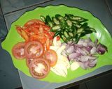 Foto langkah ke 2 dari resep Tumis pindang ikan tongkol pedas.