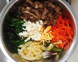 รูปขั้นตอนการทำที่ 5 ของ จับเช/ฉับเช/ฉับแช (Japchae) ยำวุ้นเส้นเกาหลี (ผัดวุ้นเส้นเกาหลี) อร่อยแบบฉบับคนเกาหลี 😁