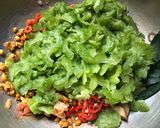 Foto langkah ke 6 dari resep Tumis pare.