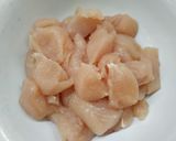 รูปขั้นตอนการทำที่ 2 ของ ต้มข่าไก่