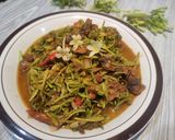 Foto langkah ke 6 dari resep Oseng Bunga Pepaya + Kerang.