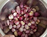 Foto langkah ke 1 dari resep Bawang Goreng Gurih Renyah.
