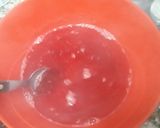 Foto del paso 1 de la receta: - Gelatina de frutilla con leche🥄💕