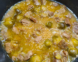 Foto del paso 5 de la receta: Ternera gallega con fideuá y coles de Bruselas