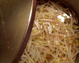 Foto langkah ke 2 dari resep Sayur Toge Kecap.