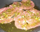 Foto del paso 4 de la receta: Contramuslo de pavo en adobo casero