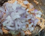 A picture of step 2 of Stuffed mushroom.