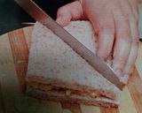 Foto langkah ke 3 dari resep Sandwich telor,timun Dan daun mint.