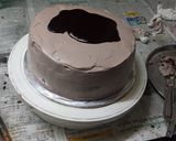 A picture of step 2 of Oreo truffles chocolate cake.