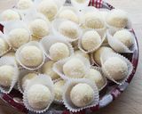 Raffaello karácsonyra recept fázis 3 fotója