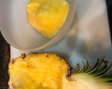 Foto del paso 9 de la receta: Cóctel de marisco en piña