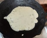 A picture of step 3 of Uttapam.