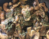 Foto del paso 5 de la receta: Champiñones al ajillo