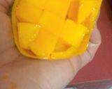 A picture of step 1 of Mango lemonade.