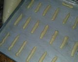 Foto langkah ke 4 dari resep Lidah Kucing (Cat's Tongue Cookies).
