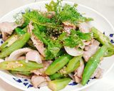 Hình bước làm 2 của món Đậu bắp xào thịt
