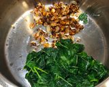 A picture of step 4 of Red and Green Vegetables Soup.