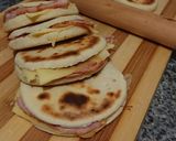 Foto del paso 5 de la receta: Arepitas de trigo andinas