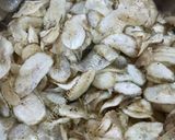 A picture of step 4 of Raw Banana Chips.