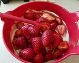 Strawberry Frozen Yoghurt recipe step 2 photo