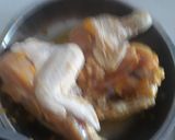 Foto langkah ke 2 dari resep Ayam goreng.