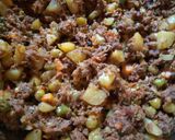 A picture of step 4 of Special filled meatpie.