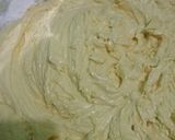 Foto langkah ke 3 dari resep Marmer cake.