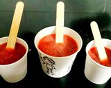 A picture of step 2 of Tasty Plum Popsicles.