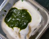 A picture of step 1 of Disc Paneer tikka masala sandwich.