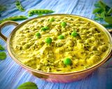A picture of step 4 of Methi Malai Matar.