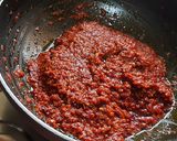 A picture of step 5 of Chinese shezwan sauce.
