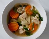 รูปขั้นตอนการทำที่ 2 ของ "เกี๊ยวน้ำหมู" Wonton Soup 🥣🐷🌿🥕