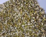 A picture of step 1 of My mother's spinach with lentil.