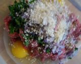 Foto del paso 1 de la receta: Albóndigas con tocino rellenas de mozzarella
