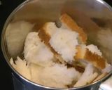 A picture of step 2 of Bread rawa dosa.