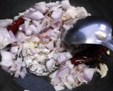 A picture of step 3 of Gobi Simla Mirch Ki Sabji.