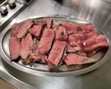 Une image de l'étape 8 de Côtes de bœuf grillées au four au thym, ail et laurier.