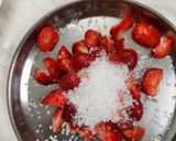 A picture of step 2 of Strawberry Colada.