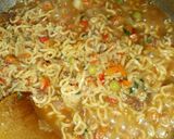 A picture of step 5 of Supreme sexy noodles😂😂.